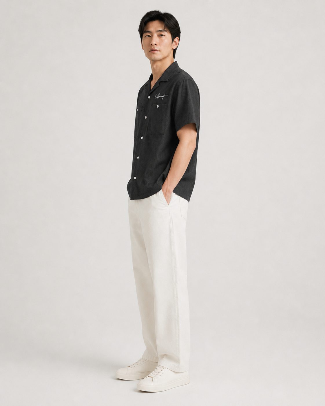 Vibrant Twin-Pocket Open-Collar Shirt – Black